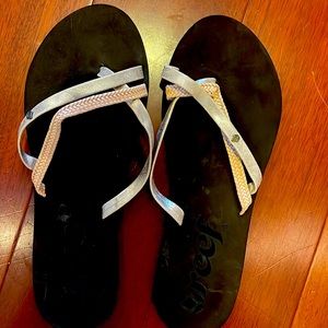 REEF flip flops - neutral beige and gold